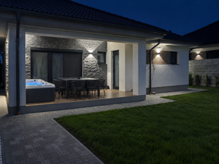 Jacuzzi exterior la 38 grade celsius.